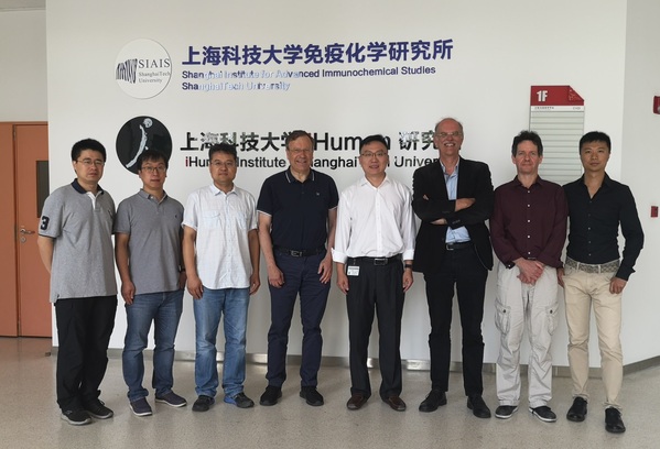 荷兰莱顿大学医学中心Peter ten Dijke教授一行访问上科大免疫化学研究所