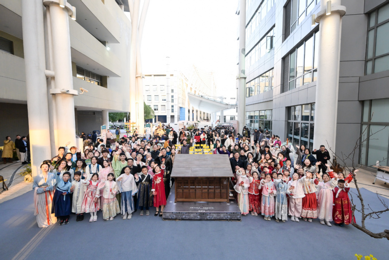 第五届人文节举办中国传统文化体验日活动