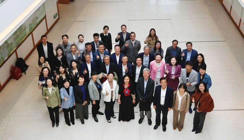 ShanghaiTech hosts high-level seminar on the longevity economy   