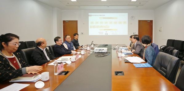 校党委书记李儒新会见民进市委主委黄震