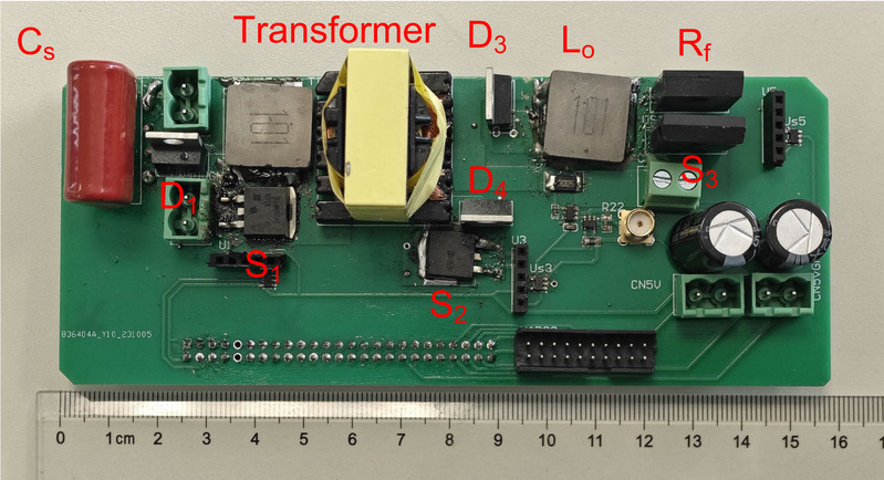 Yang Hengzhao’s lab at SIST develops a dual-mode supercapacitor fast charger